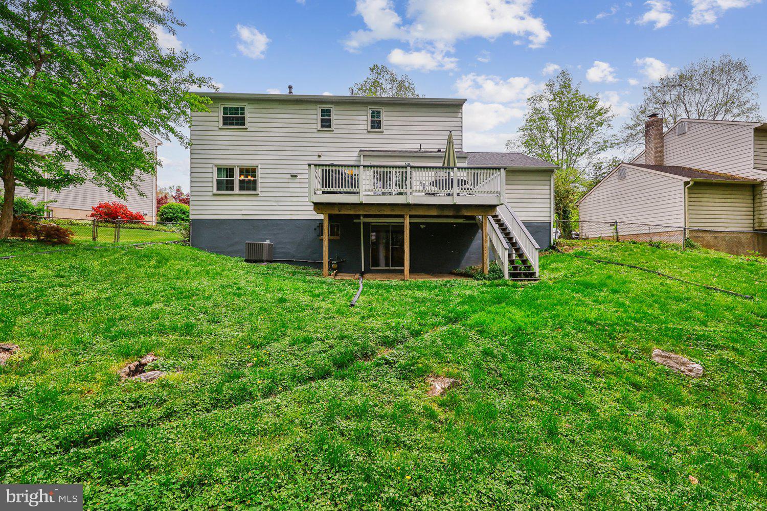 1604 WINDING WAYE LANE