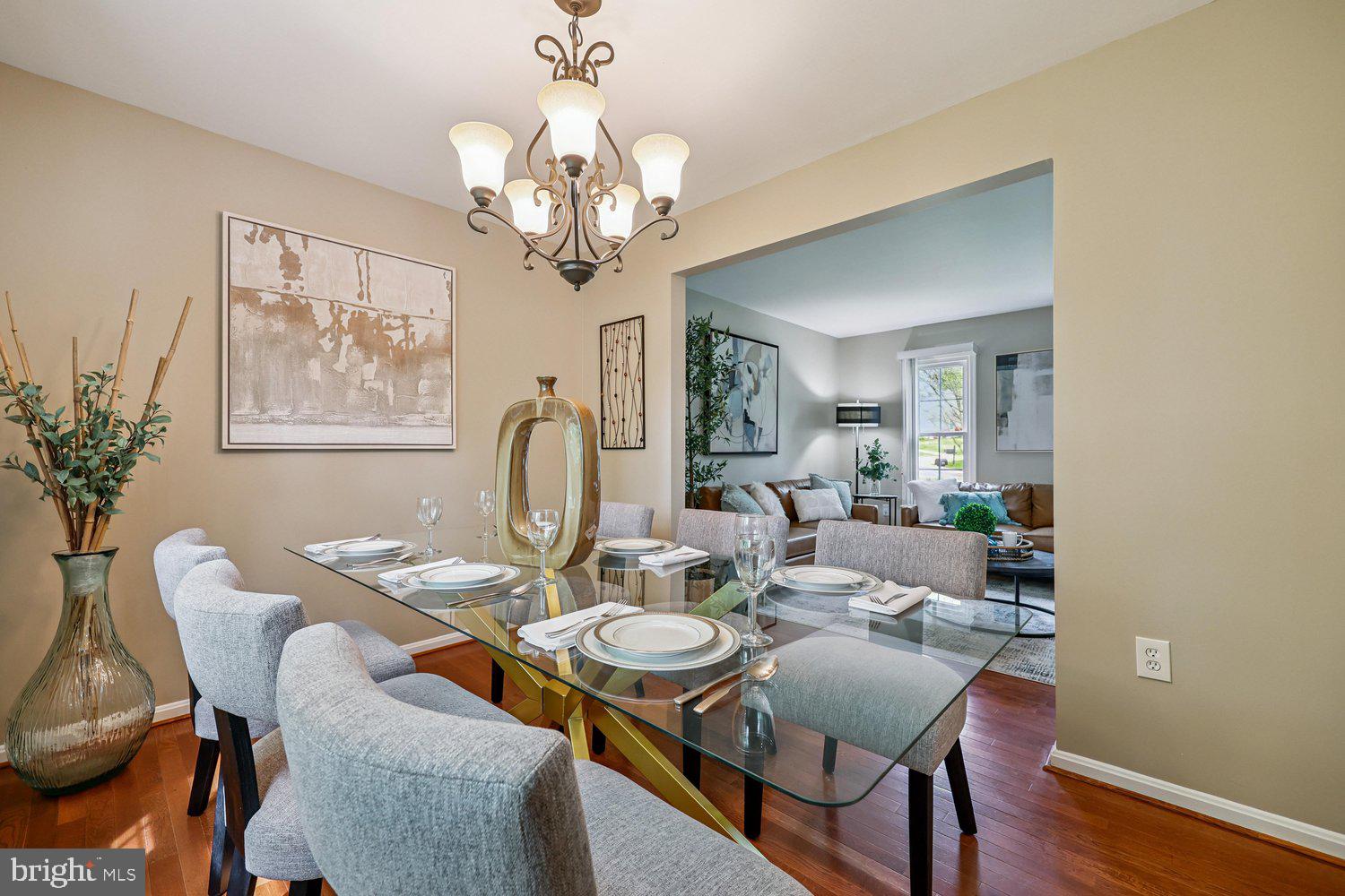 1604 WINDING WAYE LANE