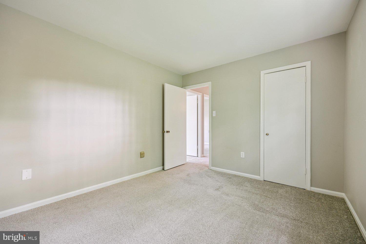 1604 WINDING WAYE LANE