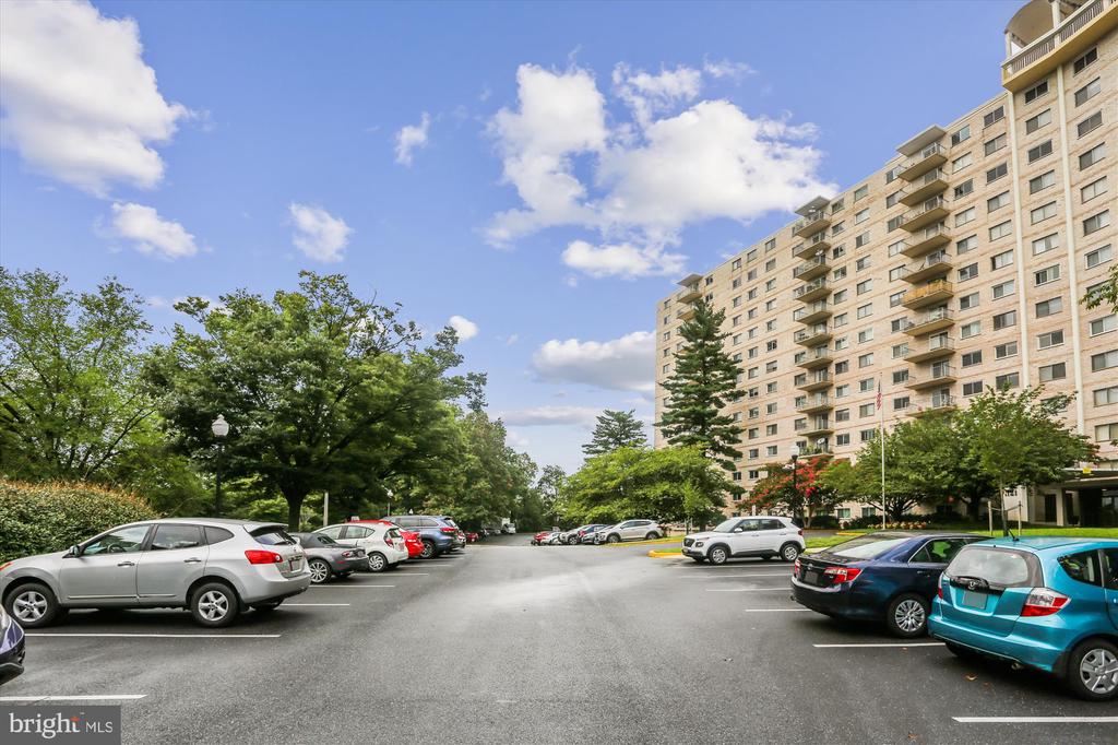 1121 UNIVERSITY BOULEVARD W 907-B