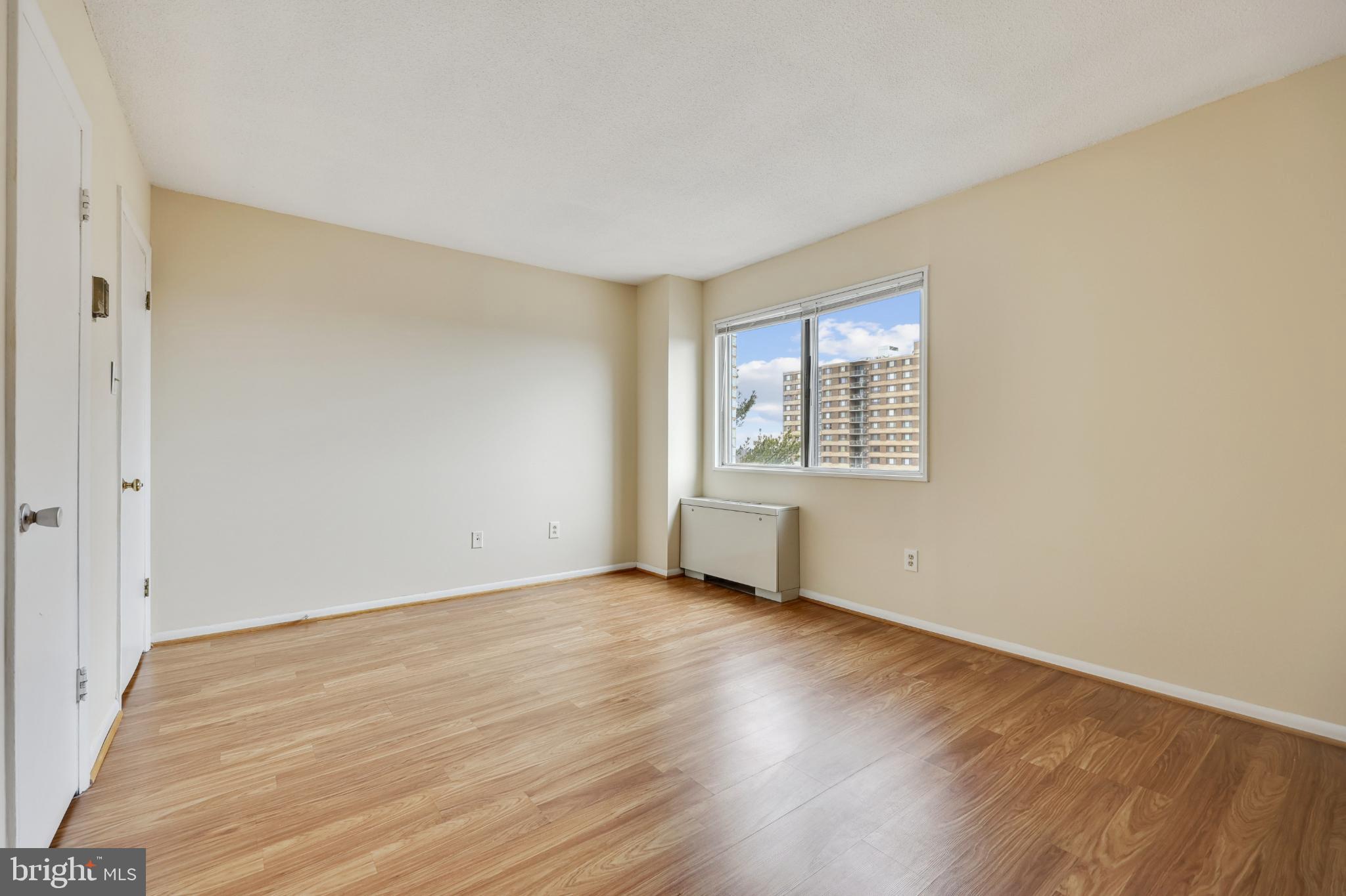 1121 UNIVERSITY BOULEVARD W 907-B