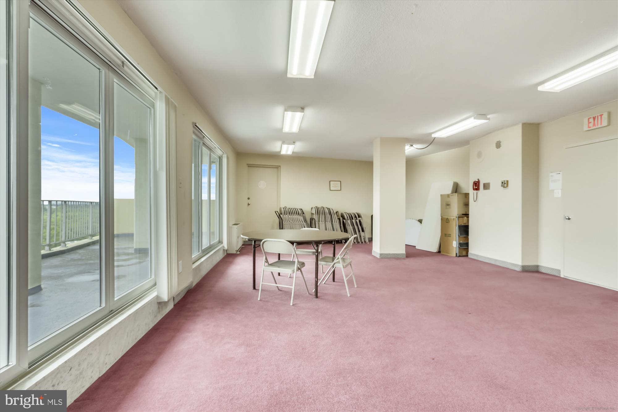 1121 UNIVERSITY BOULEVARD W 907-B