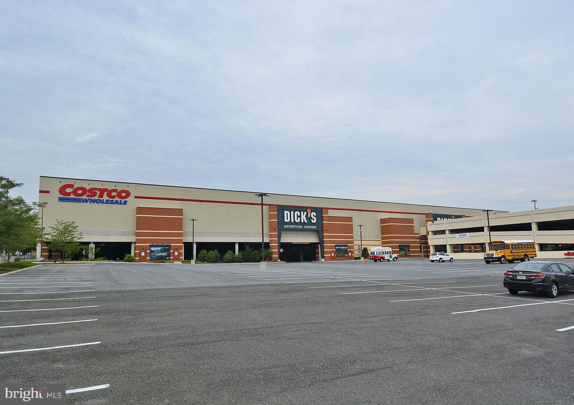 1121 UNIVERSITY BOULEVARD W 907-B