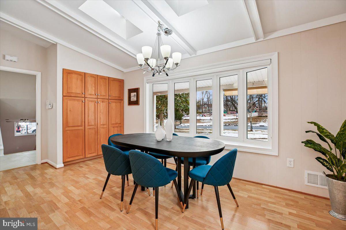 11505 MONTICELLO AVENUE