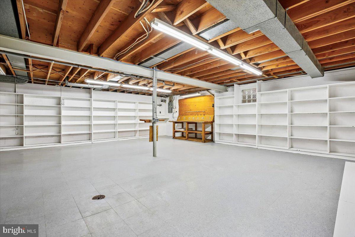 11505 MONTICELLO AVENUE