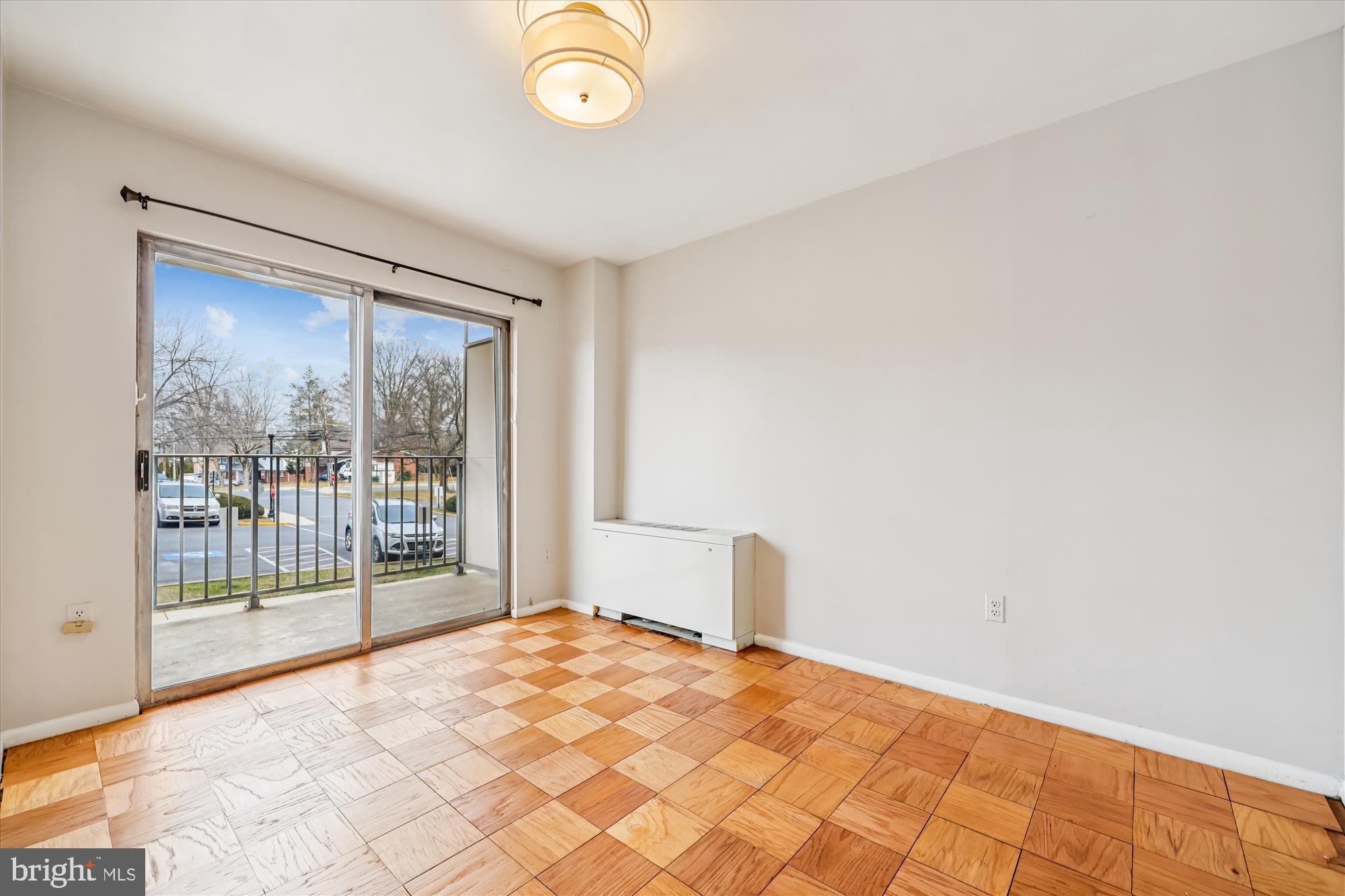 1111 UNIVERSITY BOULEVARD W 218