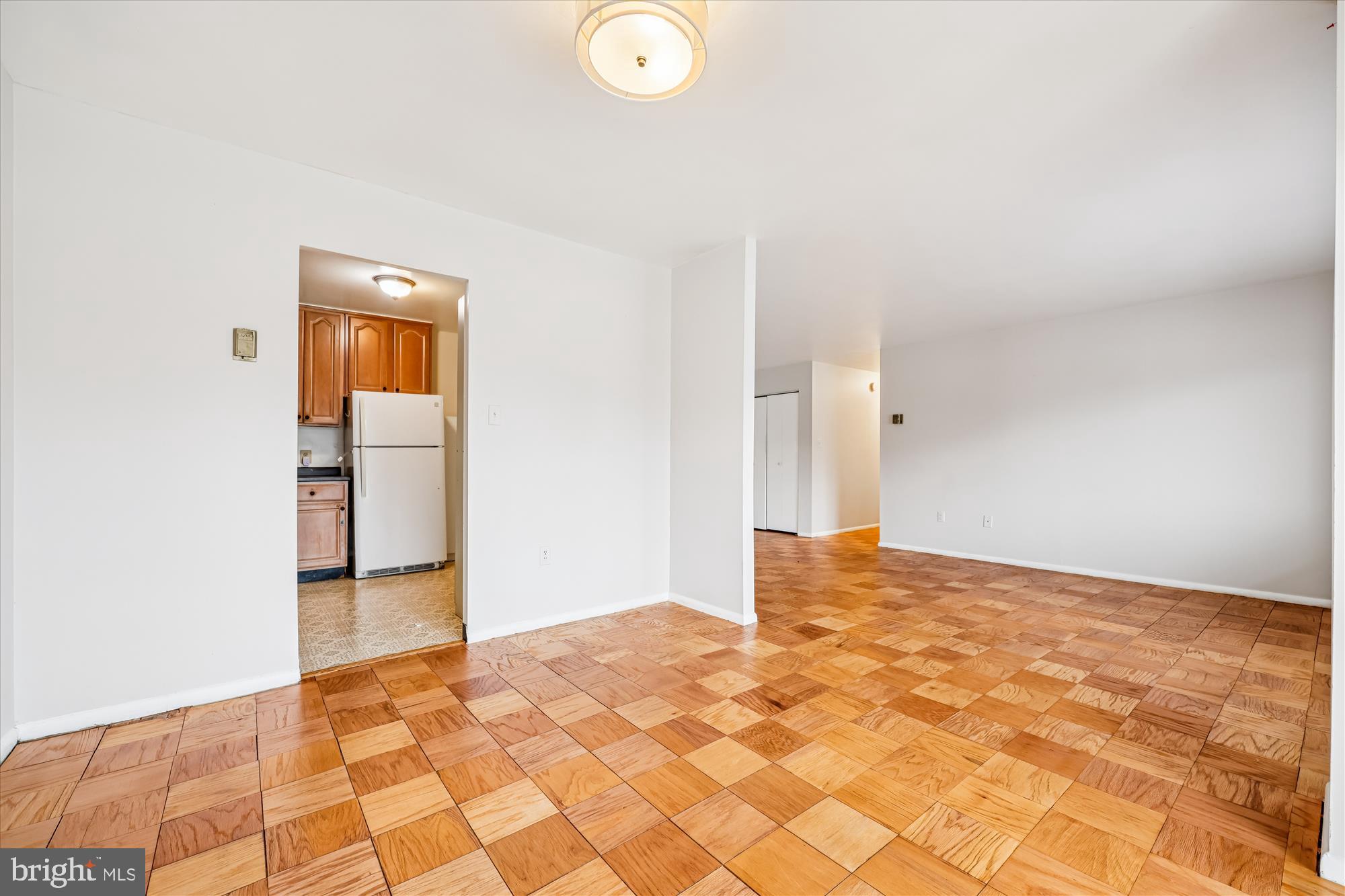 1111 UNIVERSITY BOULEVARD W 218