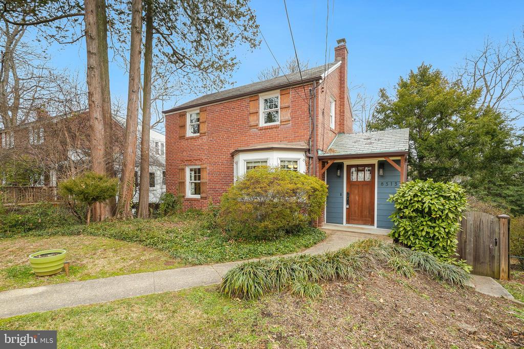 8313 HADDON DRIVE