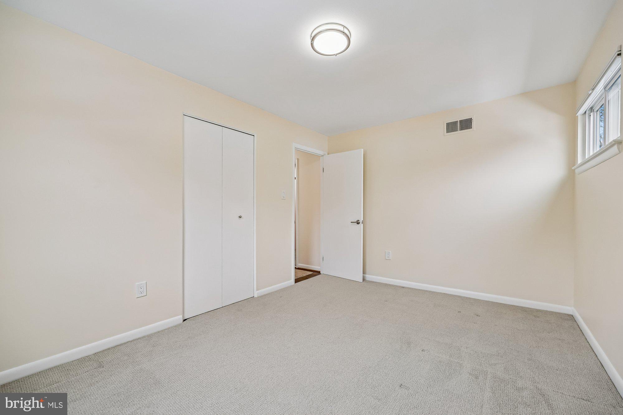 11715 STONINGTON PLACE