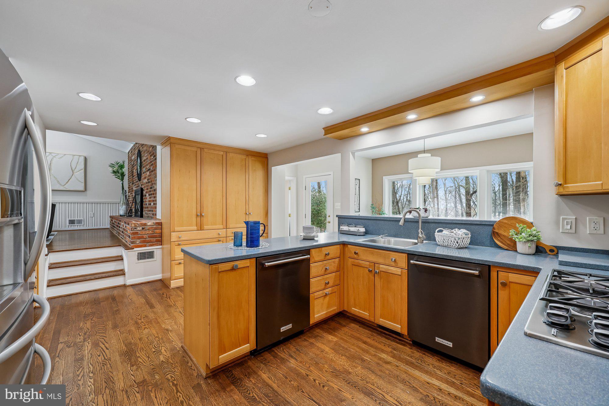 11715 STONINGTON PLACE