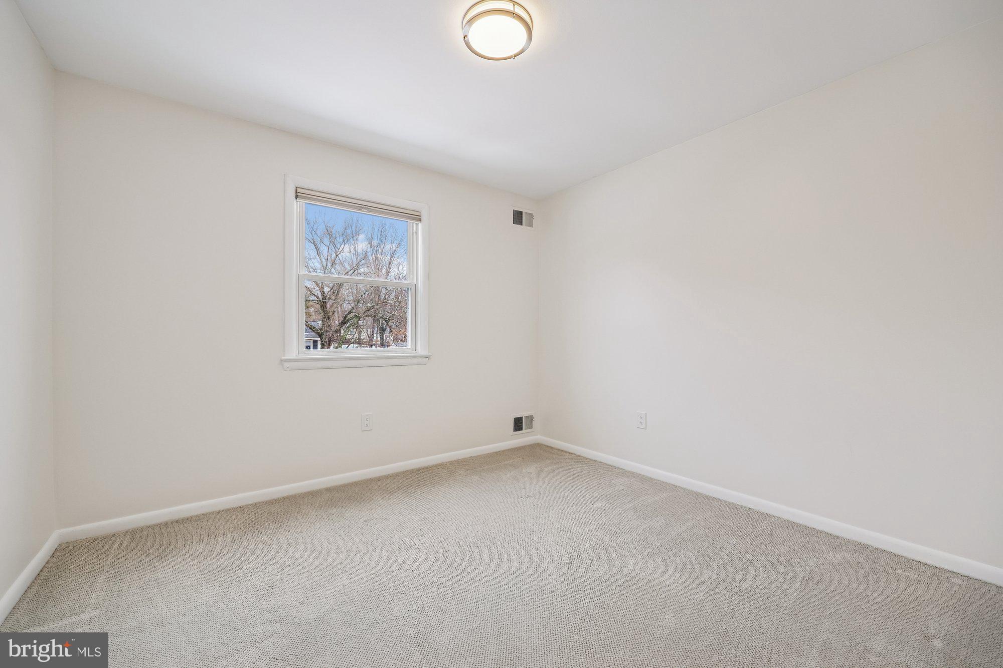 11715 STONINGTON PLACE