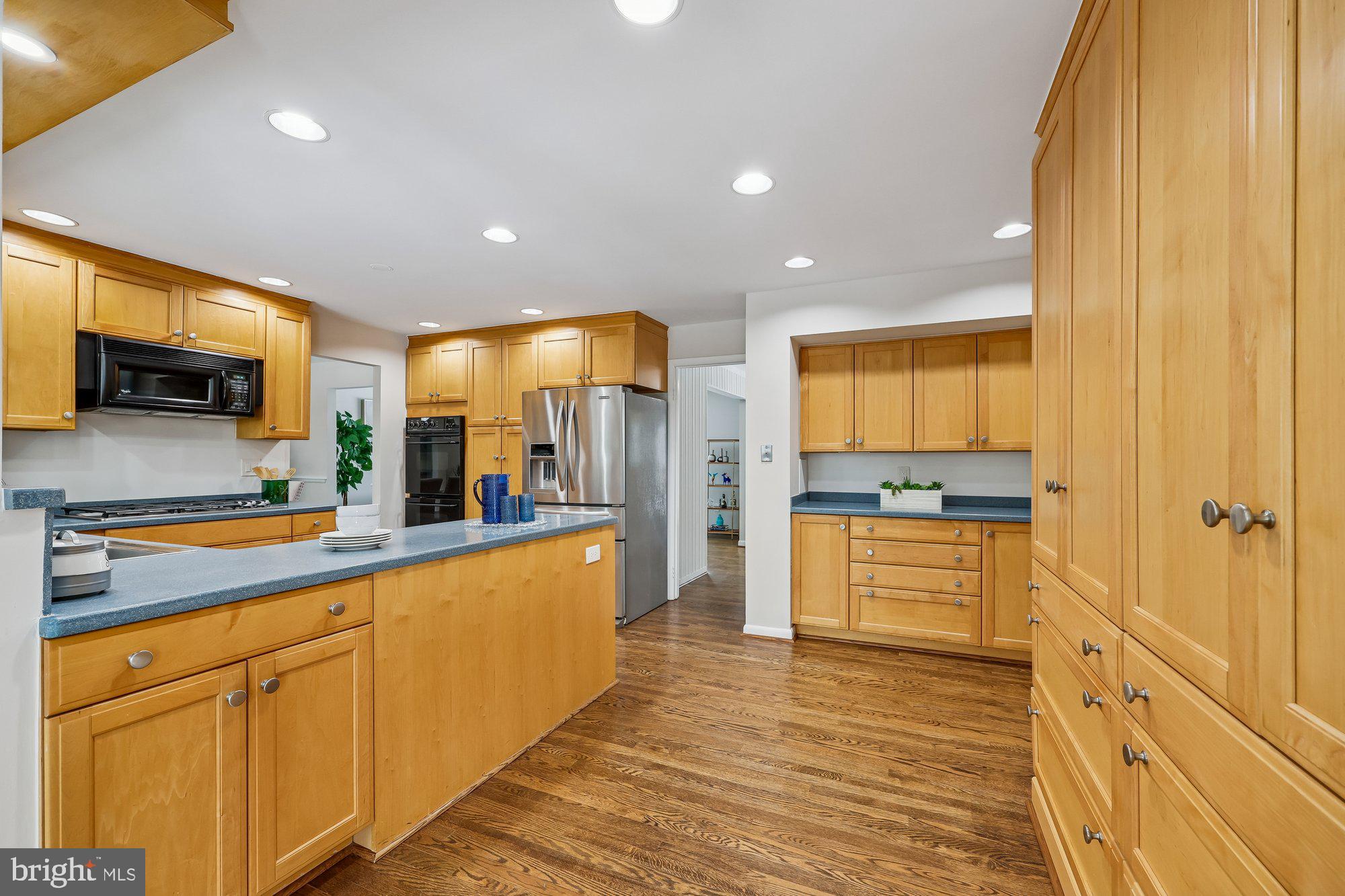 11715 STONINGTON PLACE