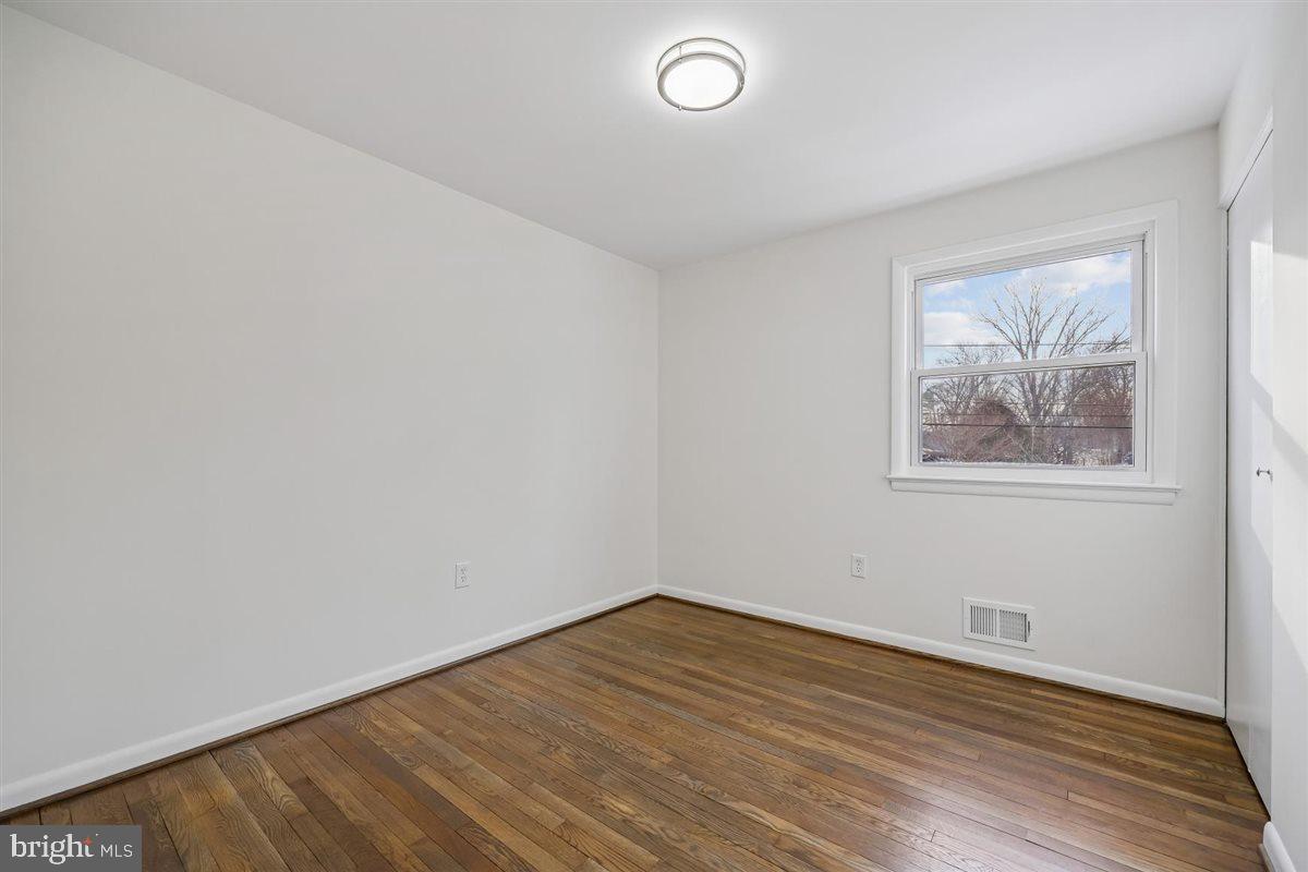 11517 LOVEJOY STREET