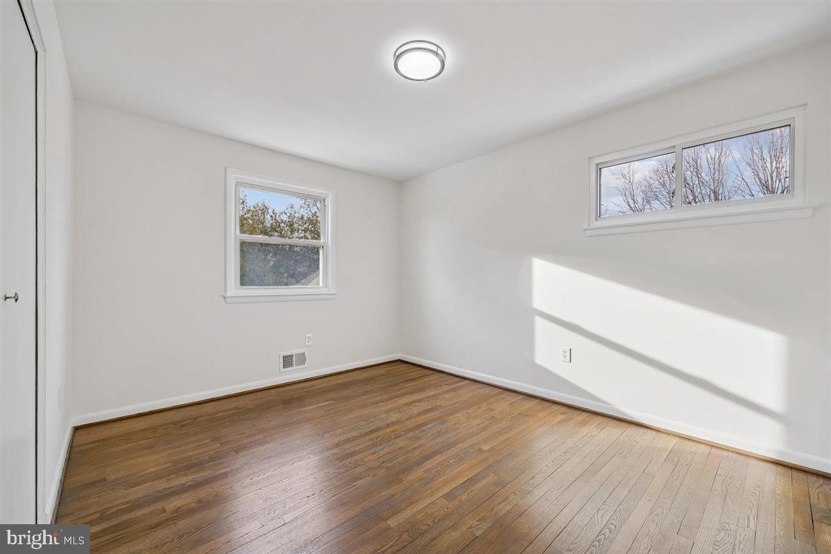 11517 LOVEJOY STREET