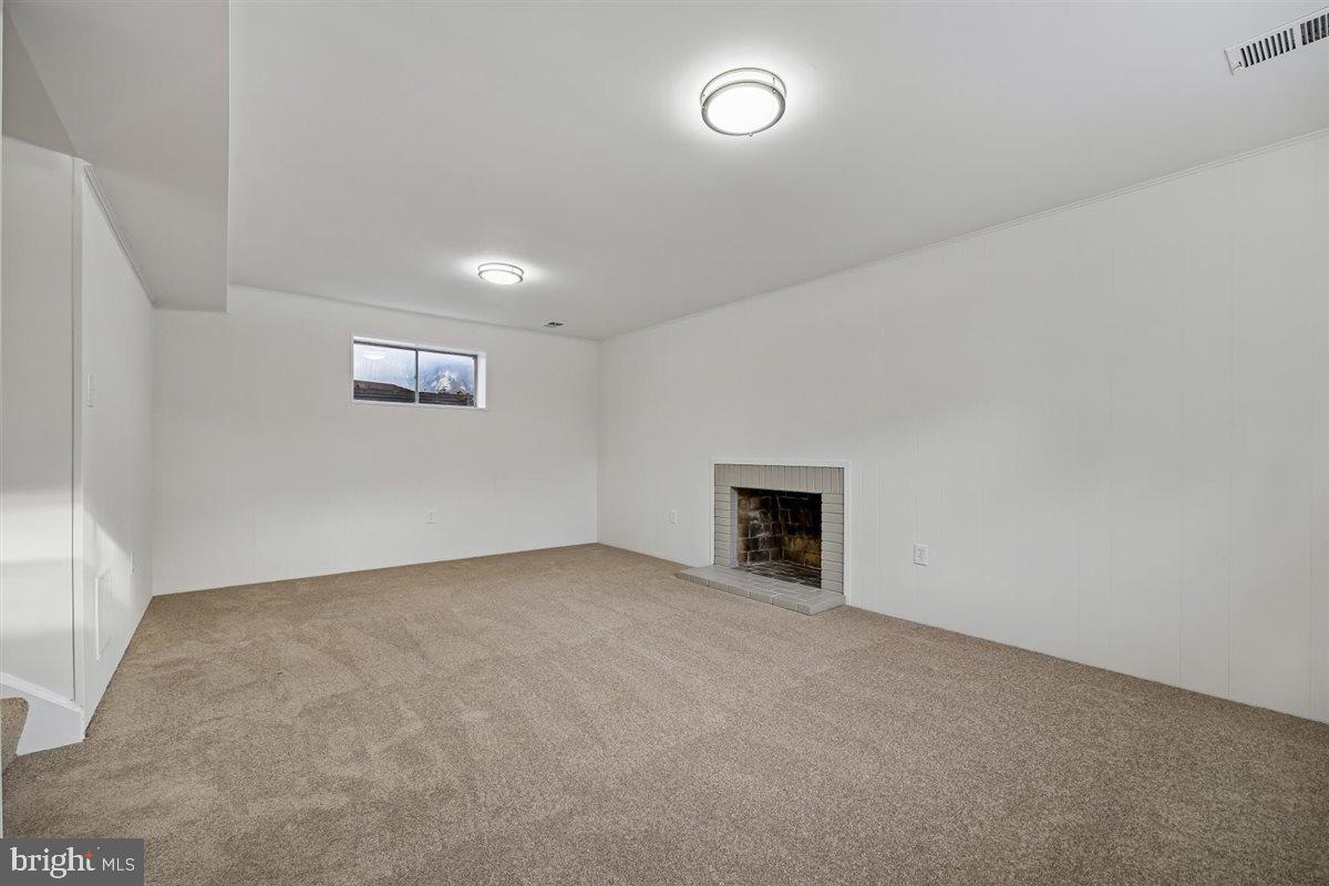 11517 LOVEJOY STREET