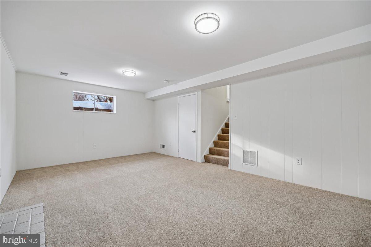 11517 LOVEJOY STREET