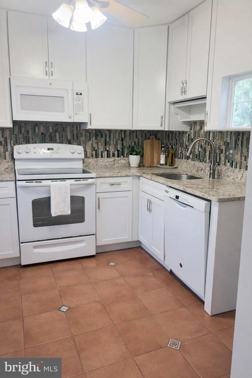 183 CROSSBOW LANE 258