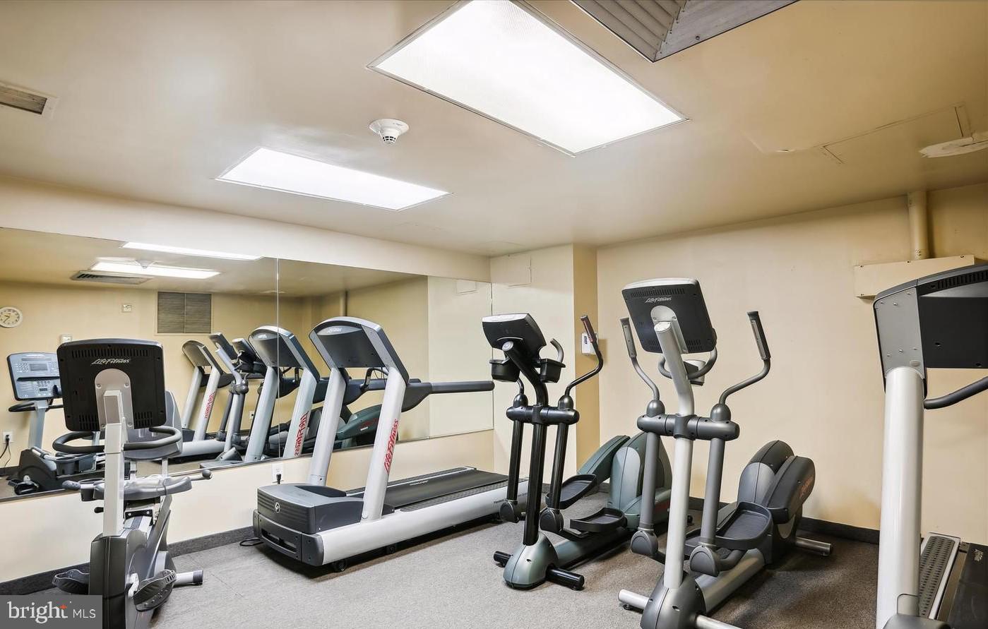 7420 WESTLAKE TERRACE 403