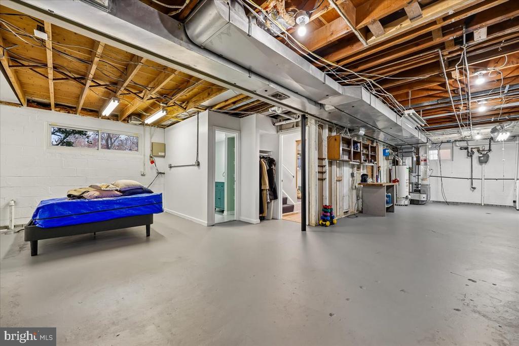 11403 FAIROAK DRIVE
