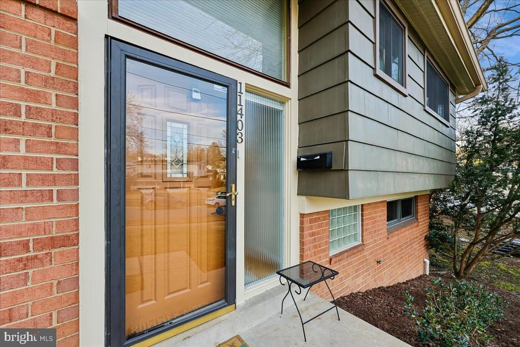 11403 FAIROAK DRIVE