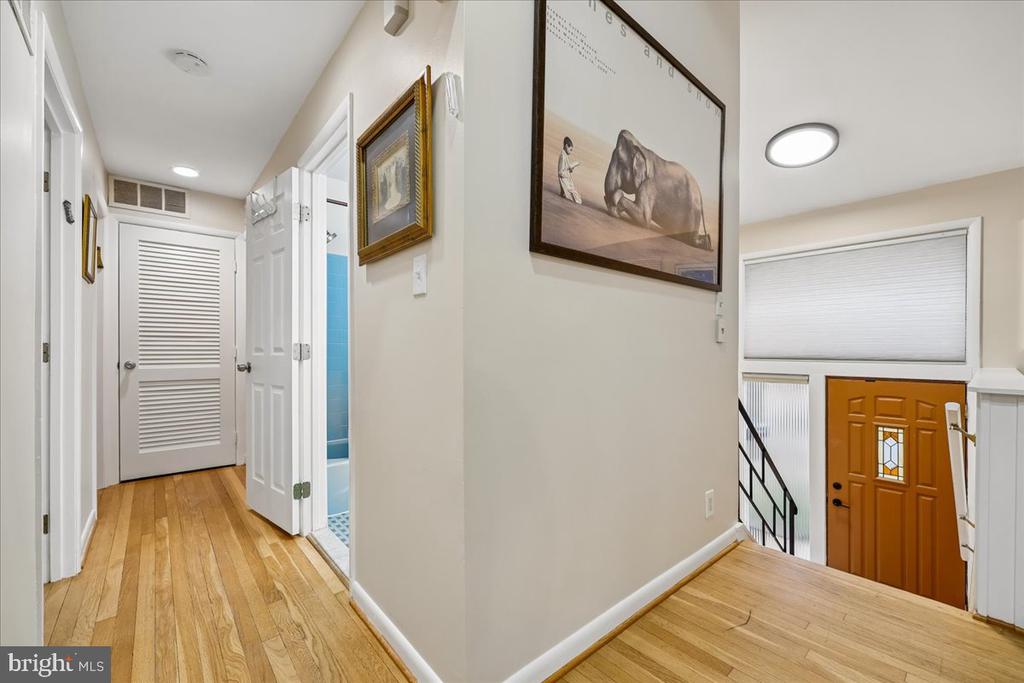 11403 FAIROAK DRIVE