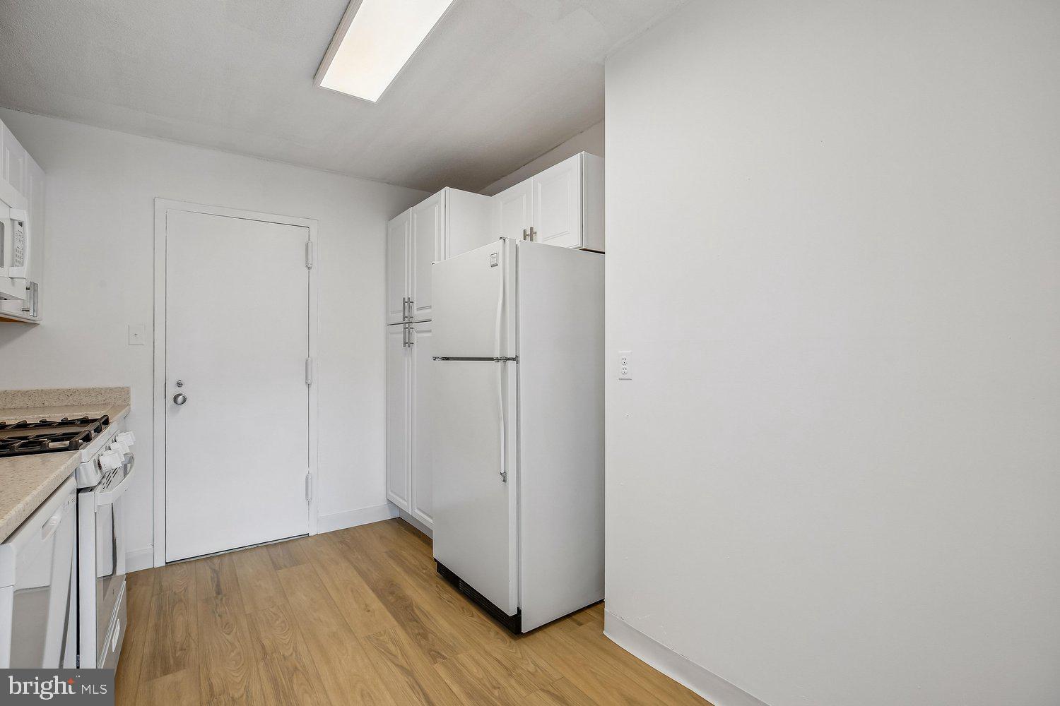 1121 UNIVERSITY BOULEVARD W 1111