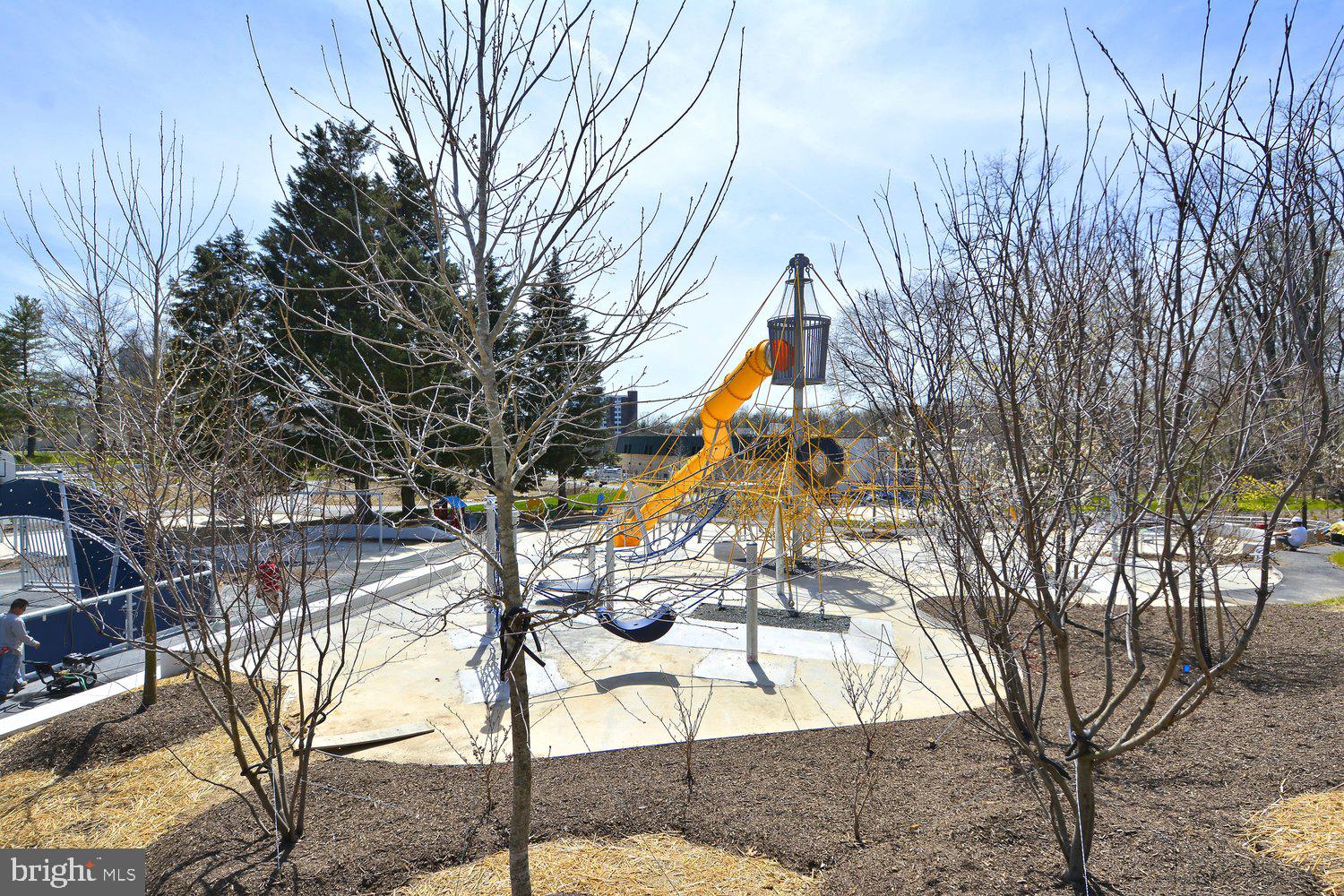 1121 UNIVERSITY BOULEVARD W 1111