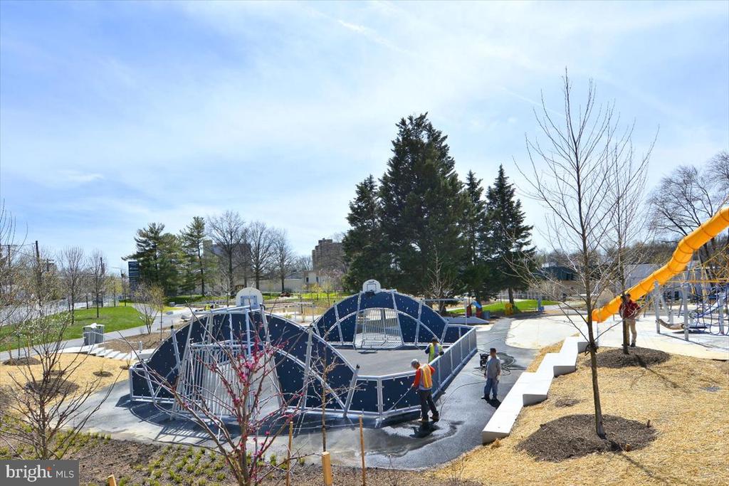 1105 LAMBERTON DRIVE