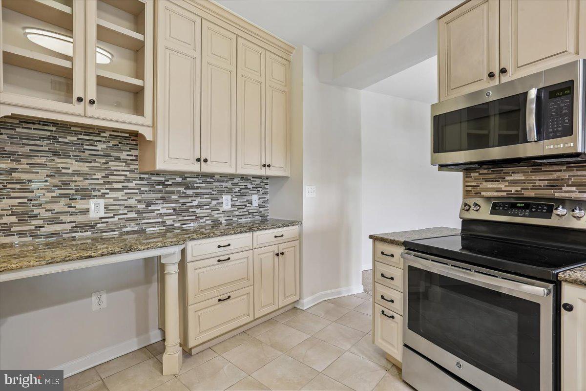 3005 S LEISURE WORLD BOULEVARD 515 S 515