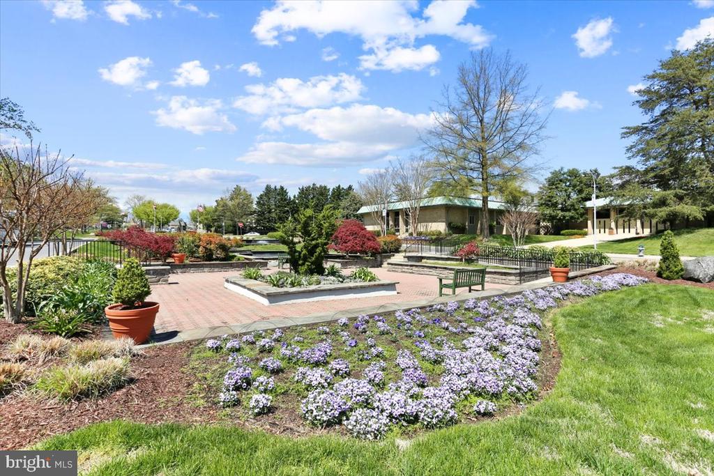 3005 S LEISURE WORLD BOULEVARD 515 S 515