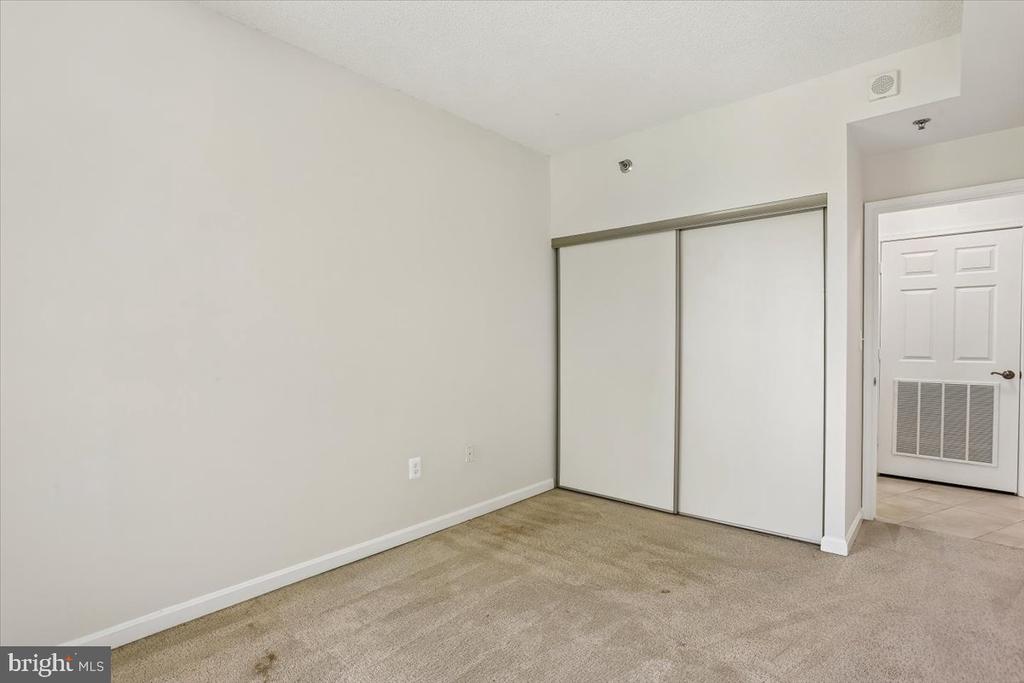 3005 S LEISURE WORLD BOULEVARD 515 S 515