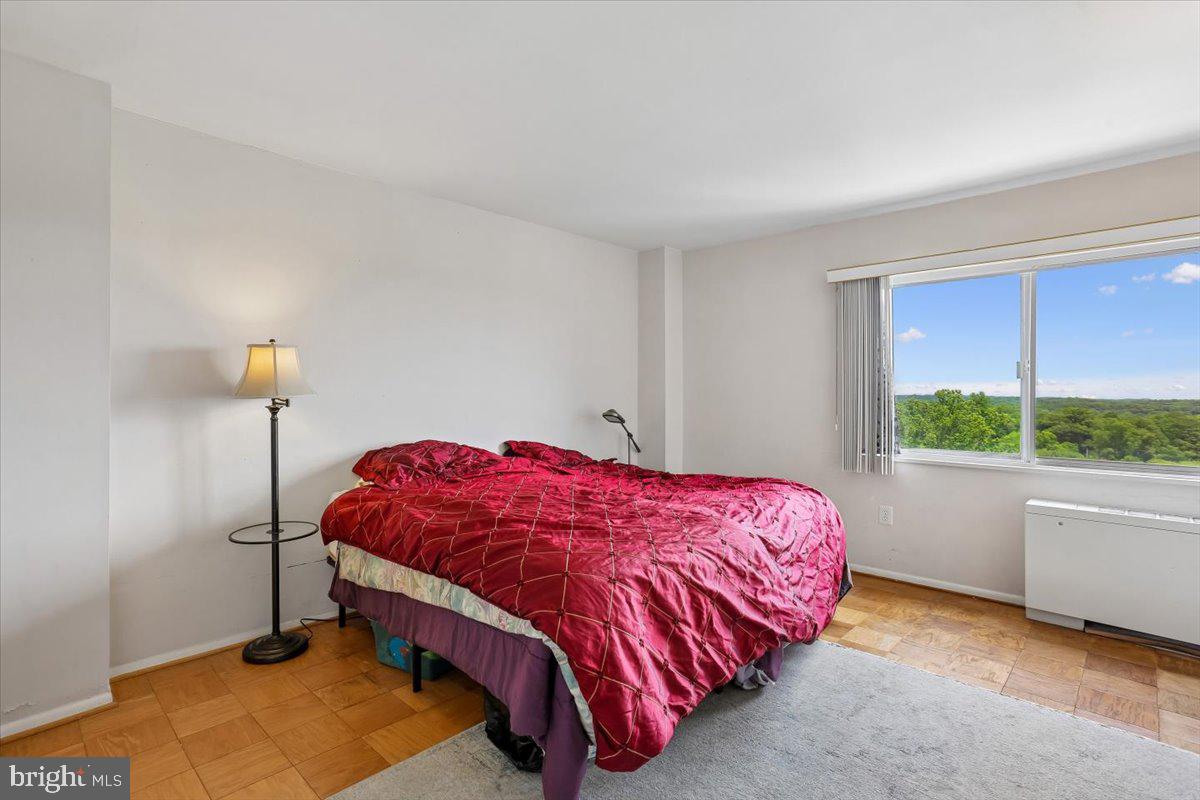 1111 W UNIVERSITY BOULEVARD W 1316-A