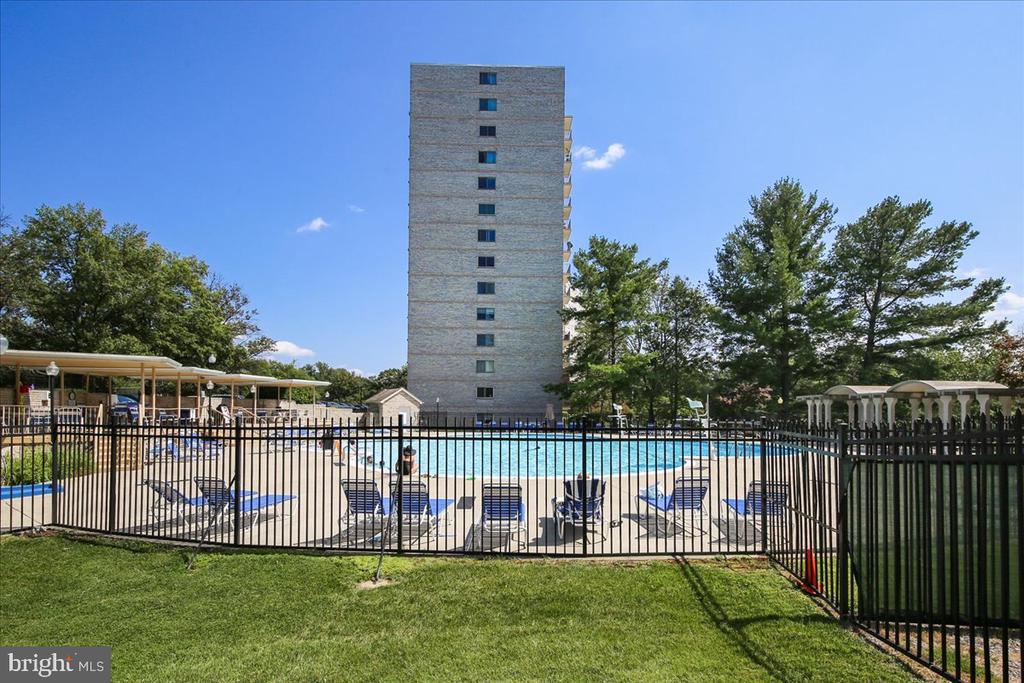 1111 W UNIVERSITY BOULEVARD W 1316-A