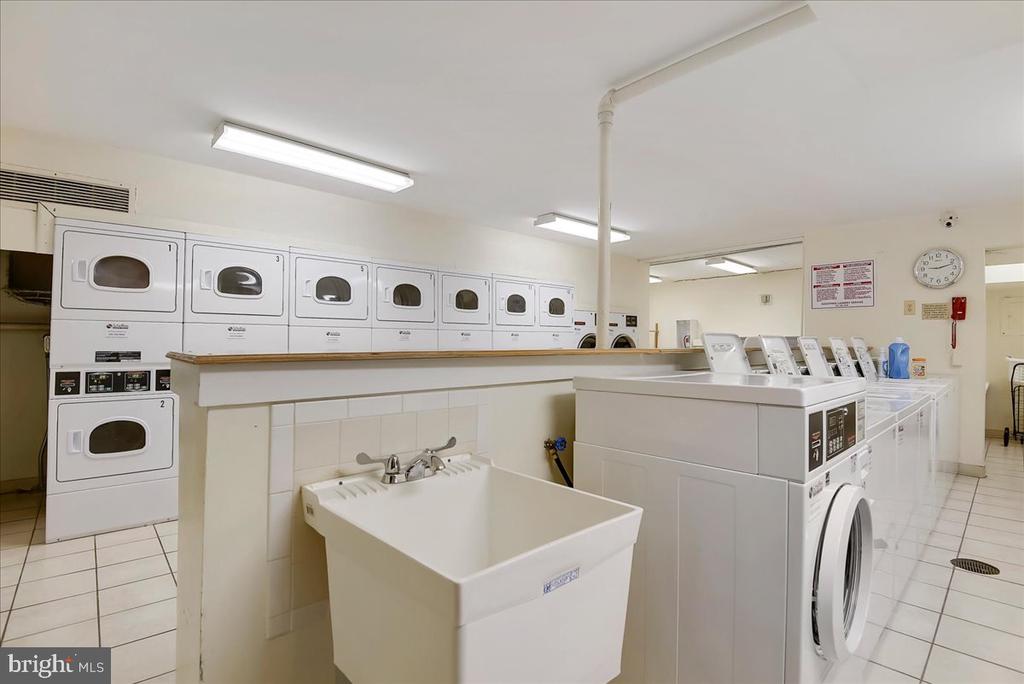 1111 W UNIVERSITY BOULEVARD W 1316-A