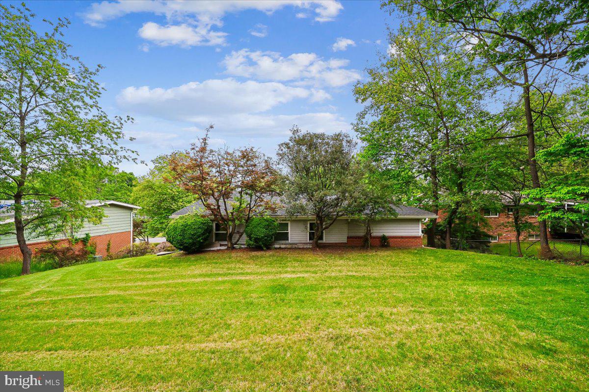 11518 CHARLTON DRIVE