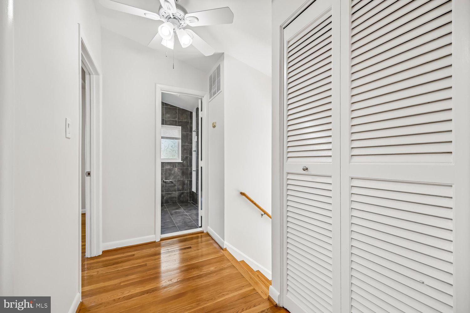 300 GILSAN COURT