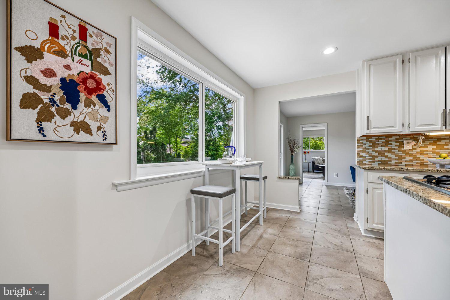 300 GILSAN COURT