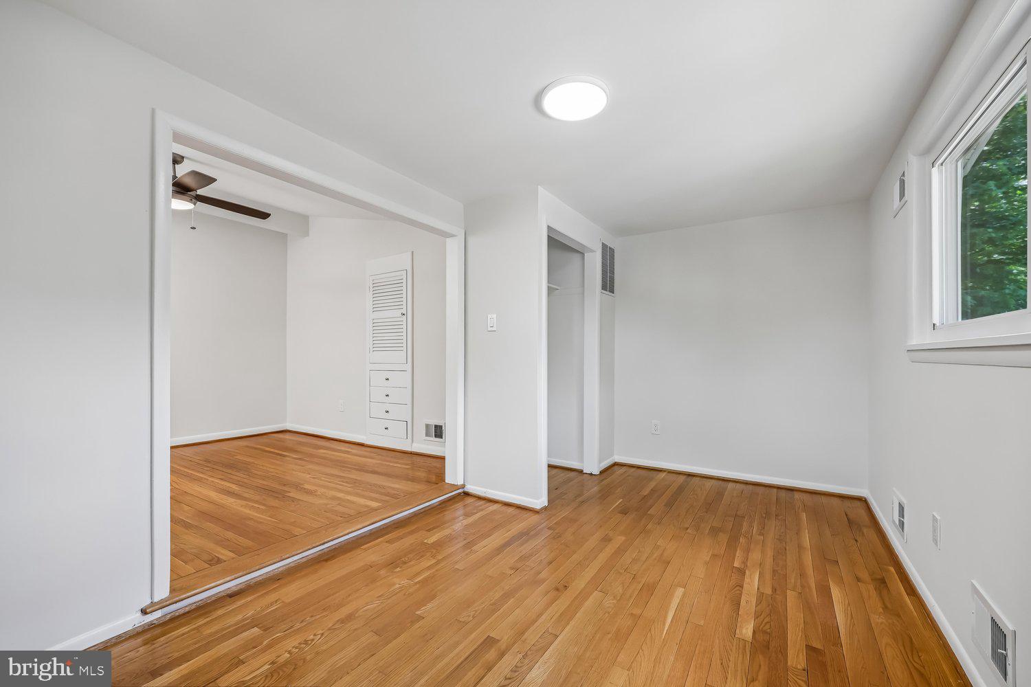 300 GILSAN COURT