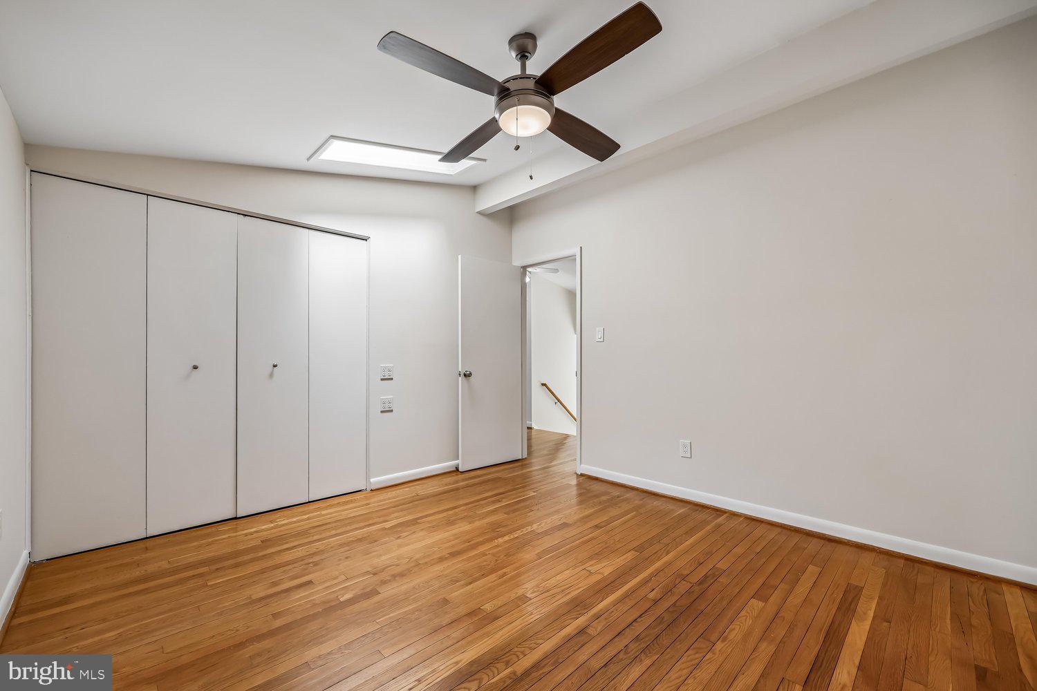 300 GILSAN COURT