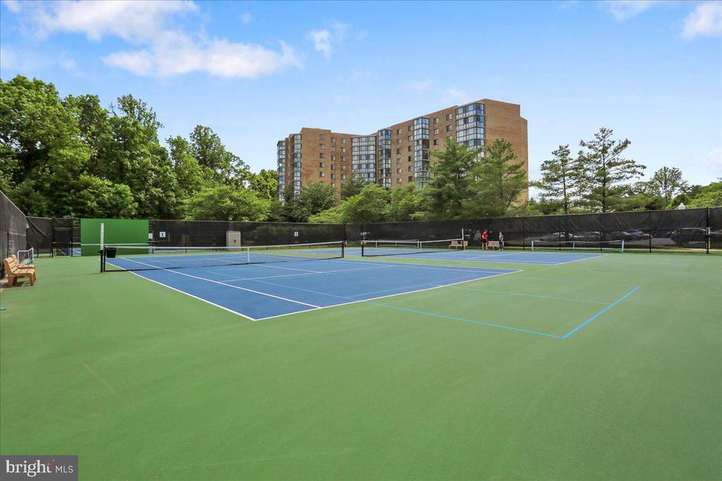 3005 S LEISURE WORLD BOULEVARD 706
