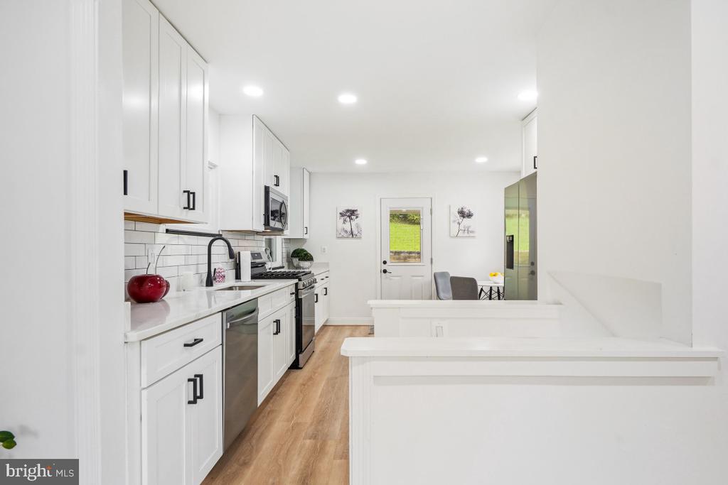 402 ELM AVENUE