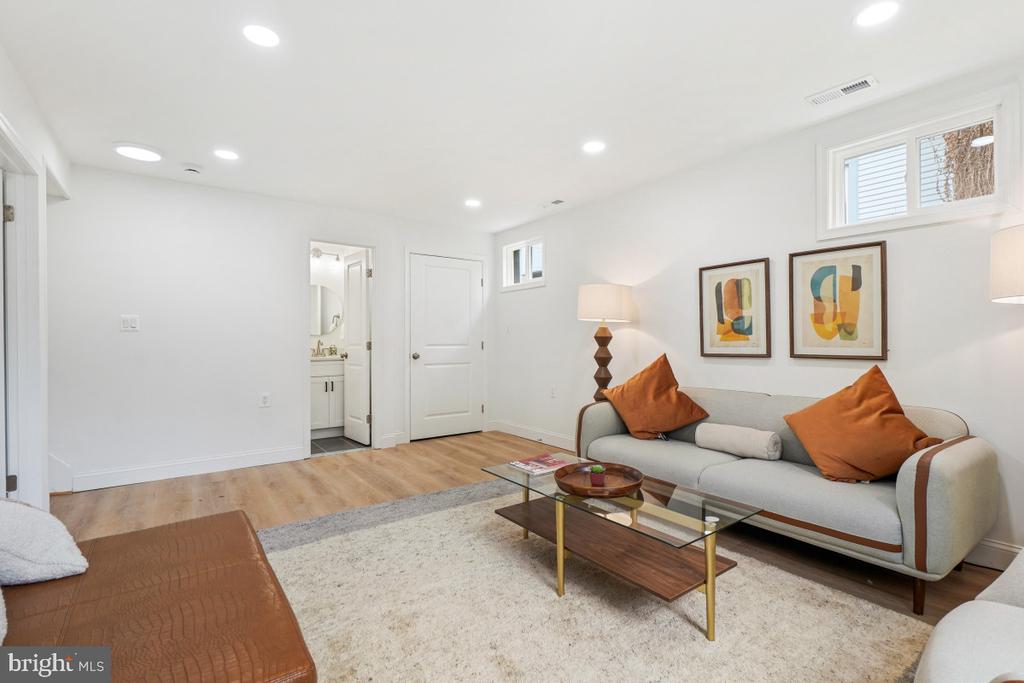 402 ELM AVENUE