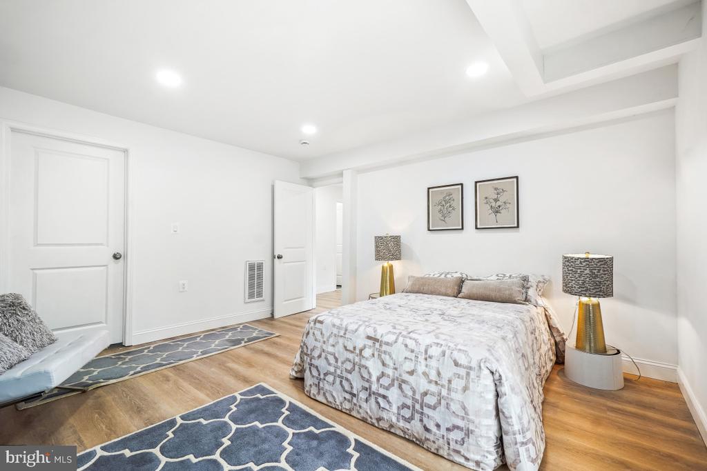 402 ELM AVENUE
