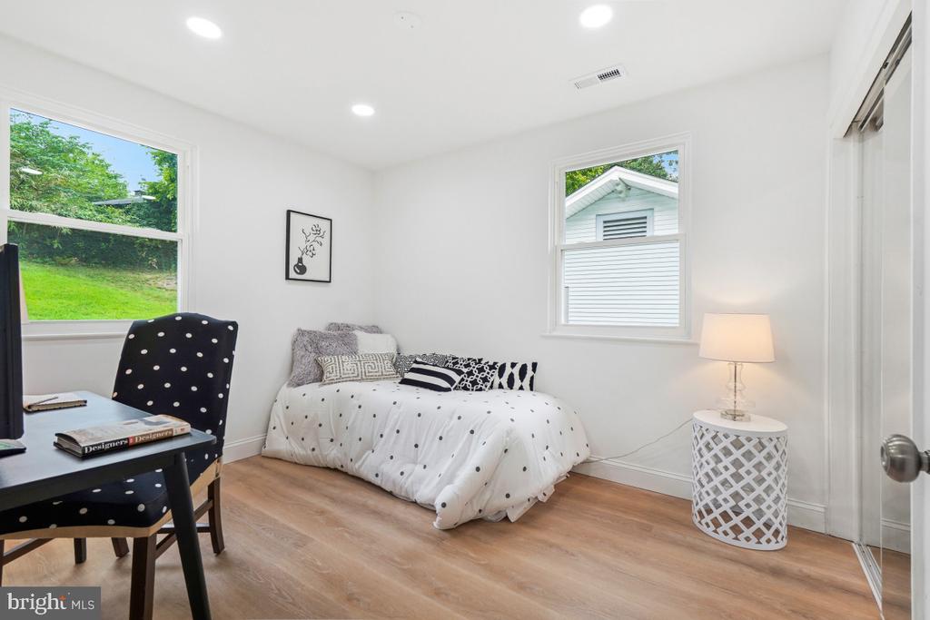402 ELM AVENUE