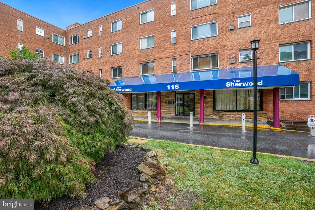 116 LEE AVENUE Unit: 104