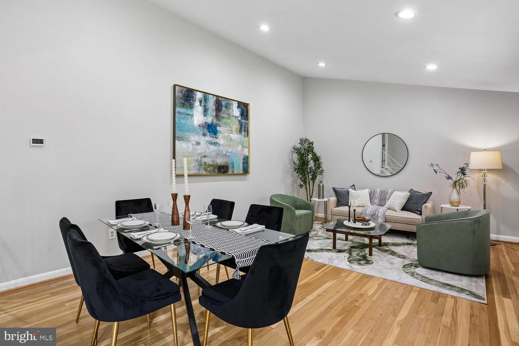 811 KENBROOK DRIVE