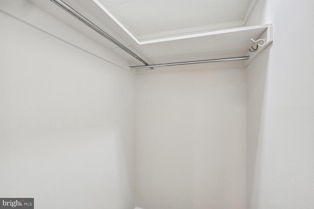 10507 WEYMOUTH STREET Unit: W-2
