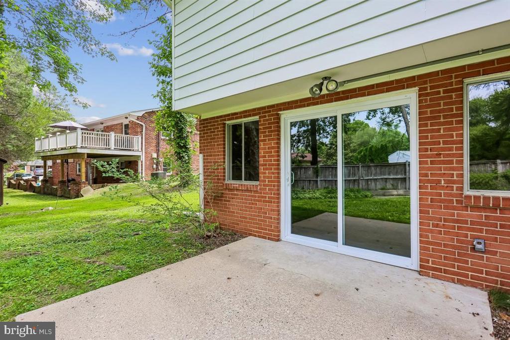 903 ANNMORE DRIVE