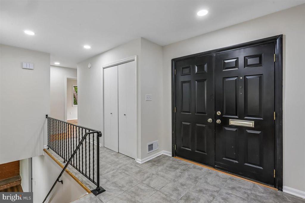 903 ANNMORE DRIVE