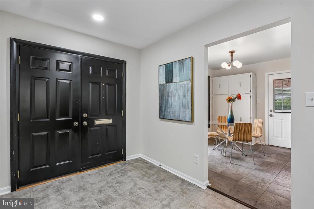 903 ANNMORE DRIVE